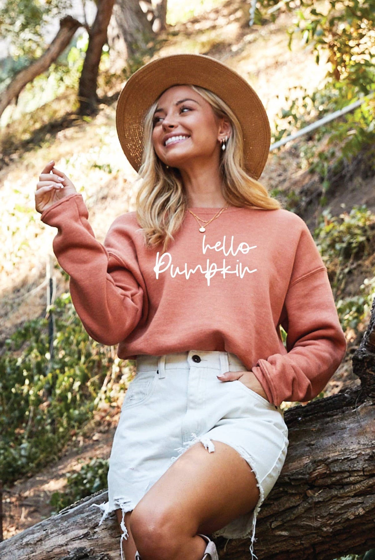 HELLO PUMPKIN Graphic Sweatshirt