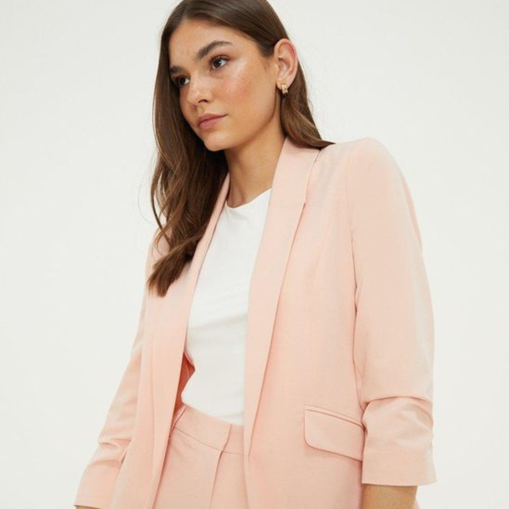 Elevate Your Wardrobe with Albany Boutique - Discover Trendy Fashion Styles