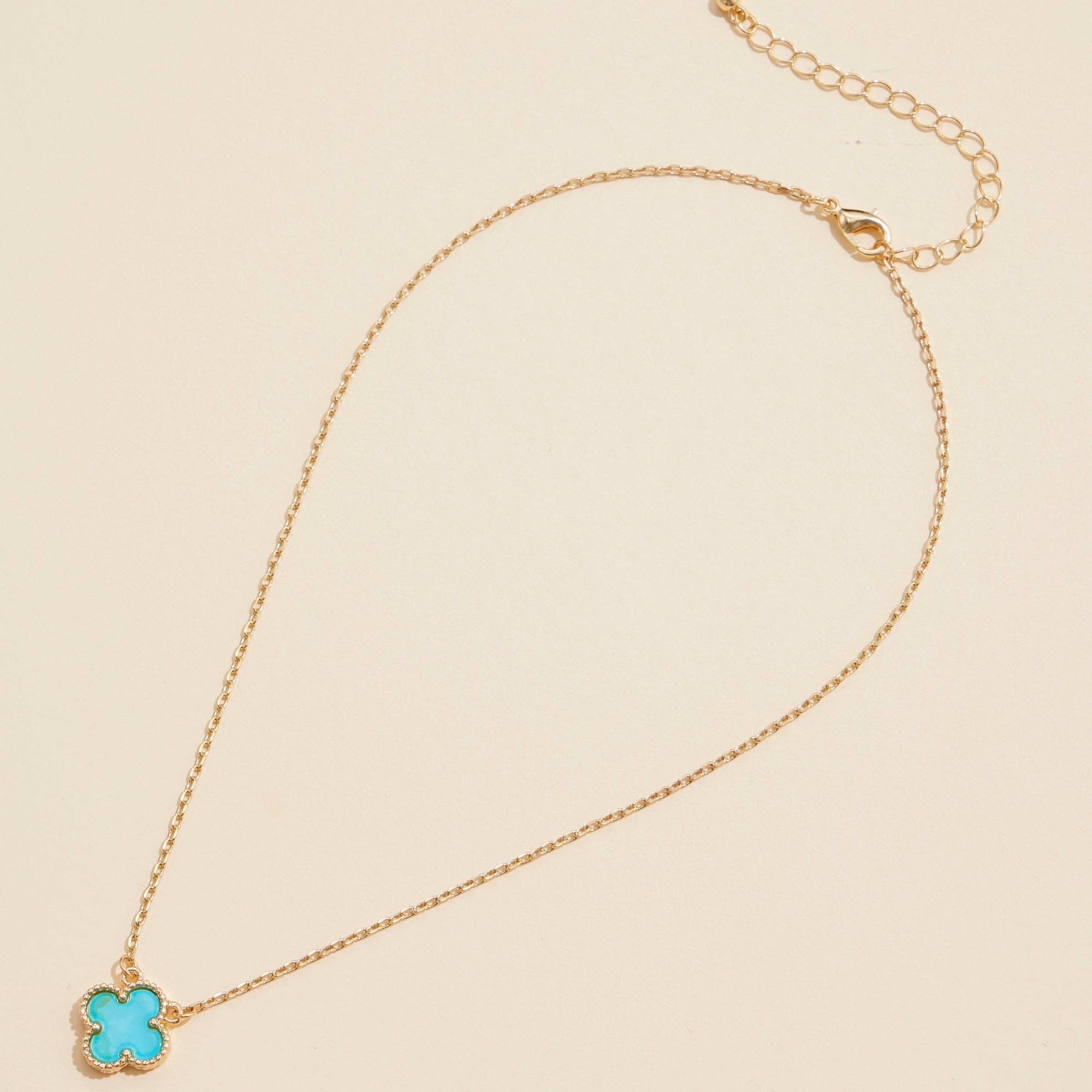 Shell Charm Pendant Necklace with Gold Chain