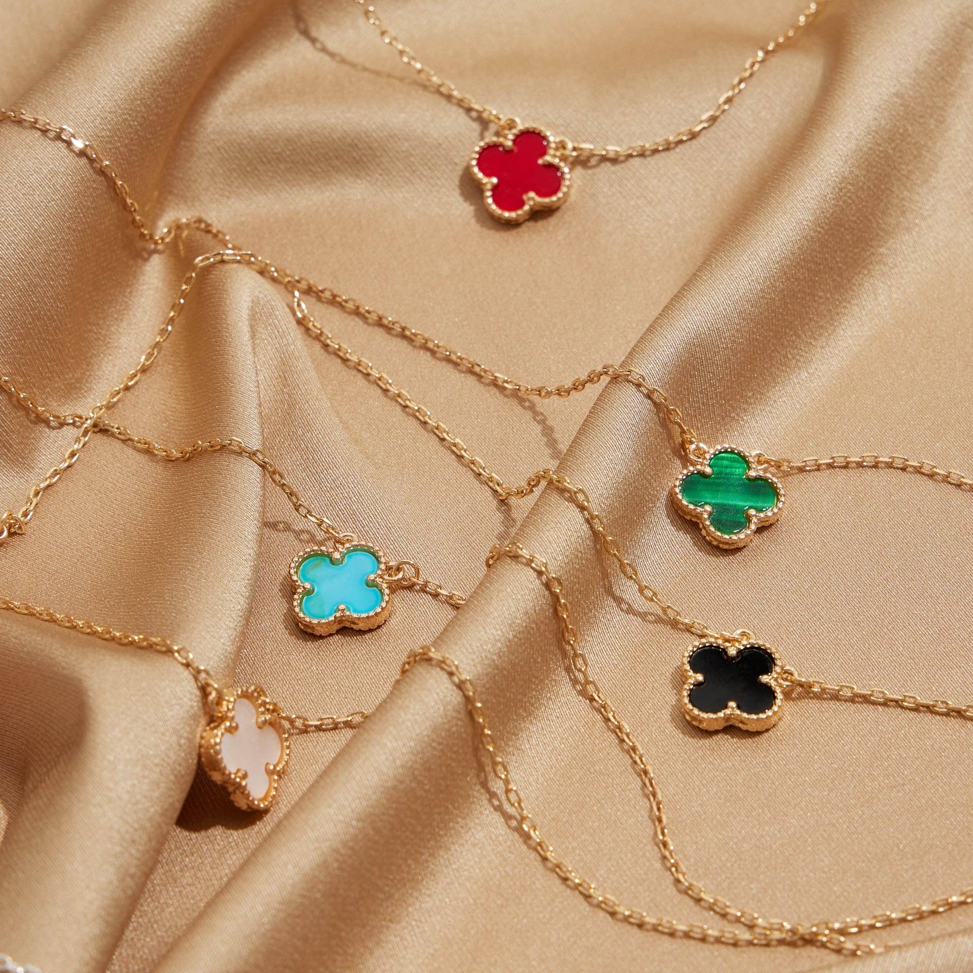 Shell Charm Pendant Necklace with Gold Chain