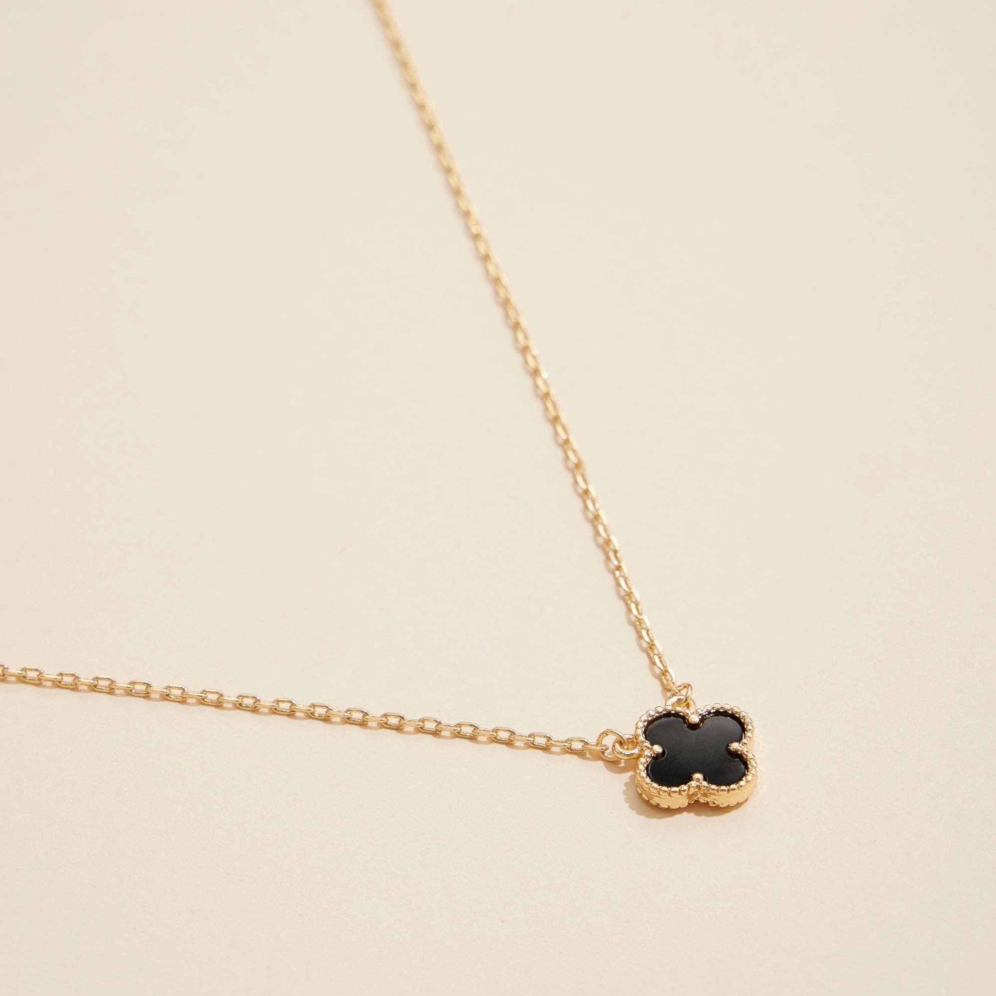 Shell Charm Pendant Necklace with Gold Chain