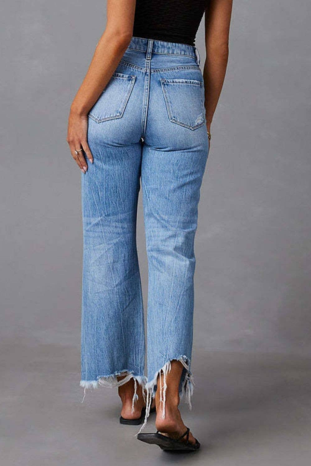 Distressed Raw Hem Jeans with Pockets - Trendy and Comfortable Jeans for a Casual Look