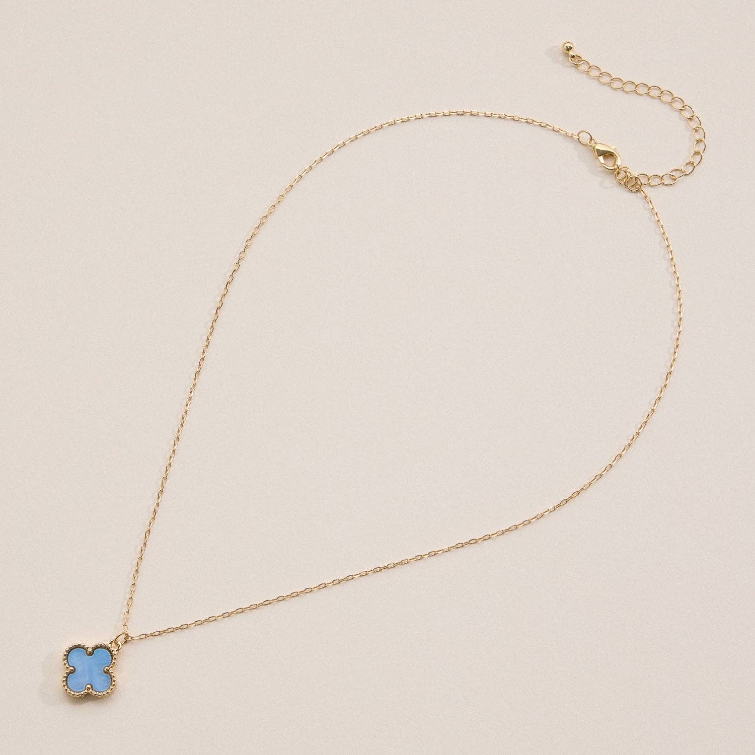 Shell Charm Pendant Necklace with Gold Chain